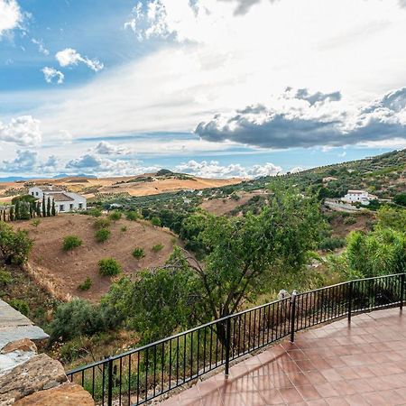 Awesome Home In Antequera With Wifi Екстериор снимка