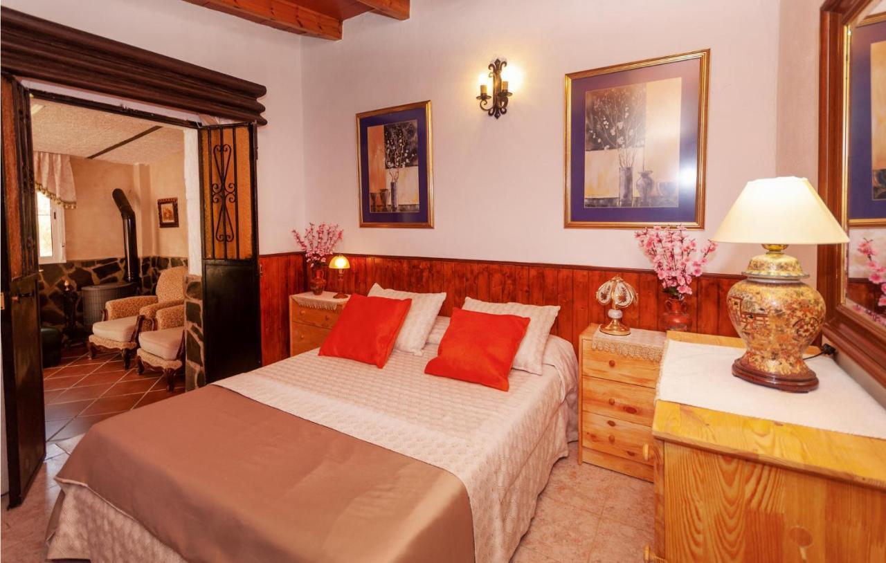 Awesome Home In Antequera With Wifi Екстериор снимка