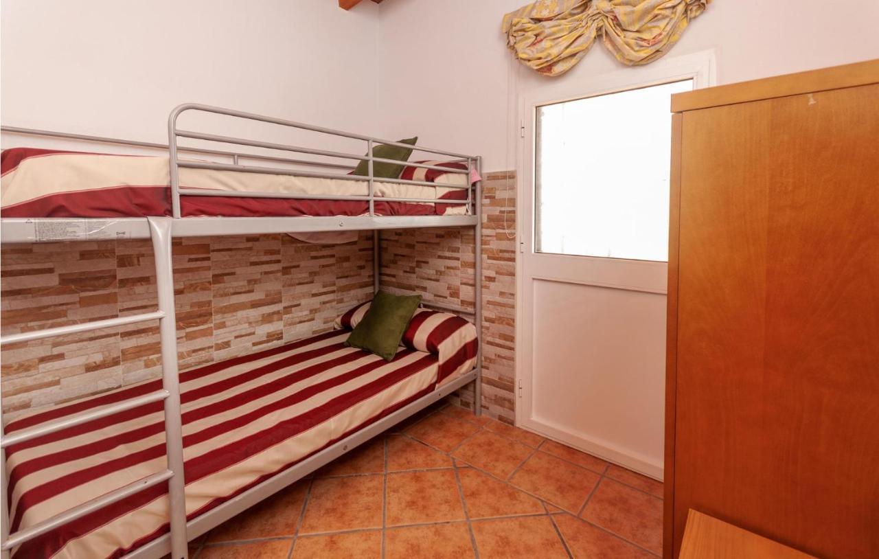 Awesome Home In Antequera With Wifi Екстериор снимка